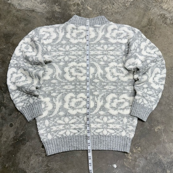 Vintage Jolie Raised Floral Knit Sweater USA Made - Picture 8 of 10